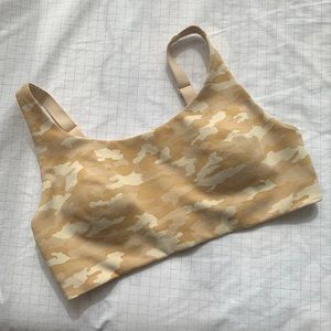 Lululemon In Alignment Straight Strap Bra Light Support C/D Cup